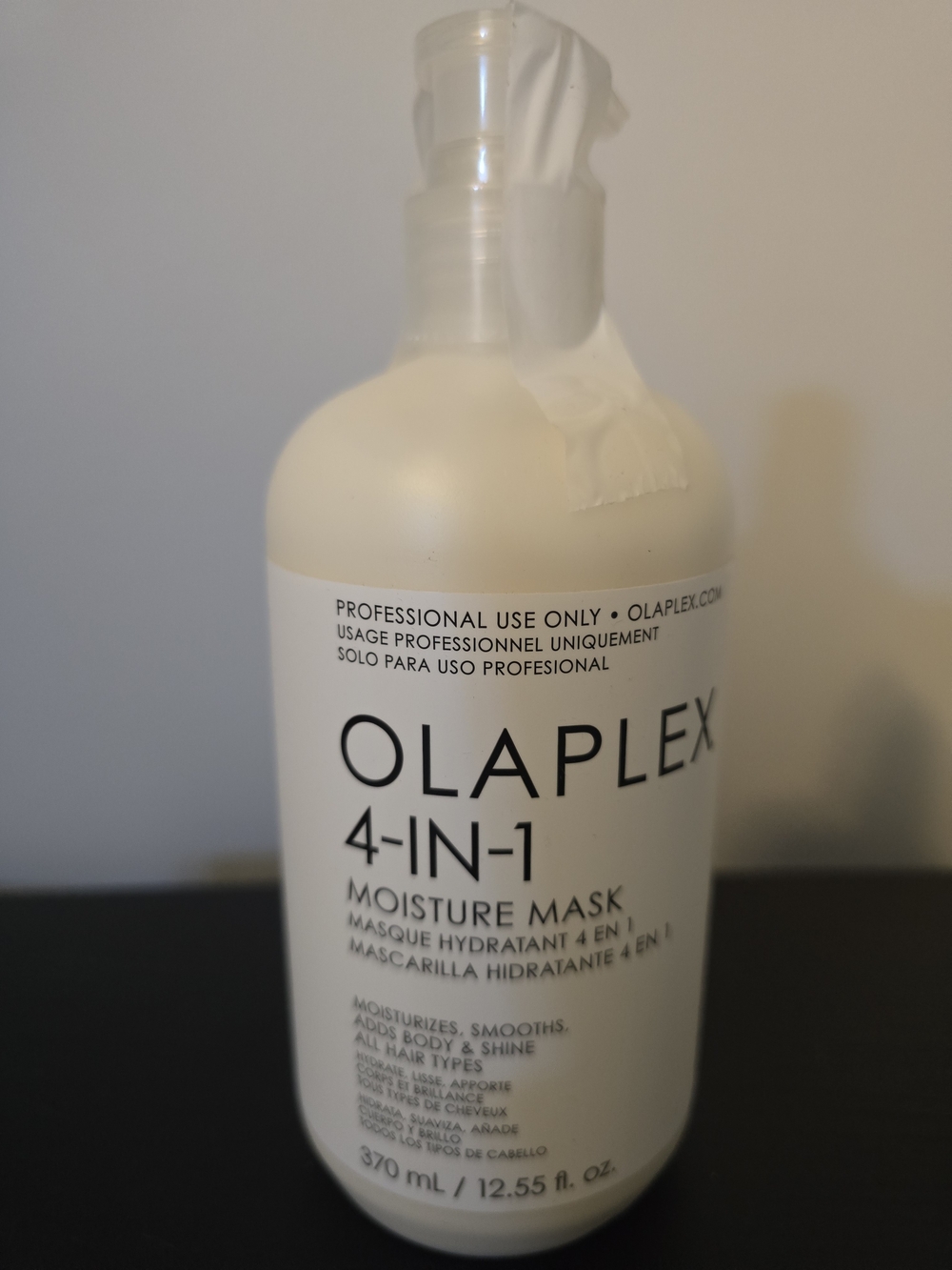 OLAPLEX 4-IN-1 Moisture Mask - White